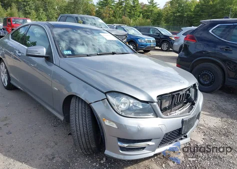 2012 Mercedes-Benz C 350 Sport 4Matic из США, поврежденный, VIN WDDGJ8JB7CF899876